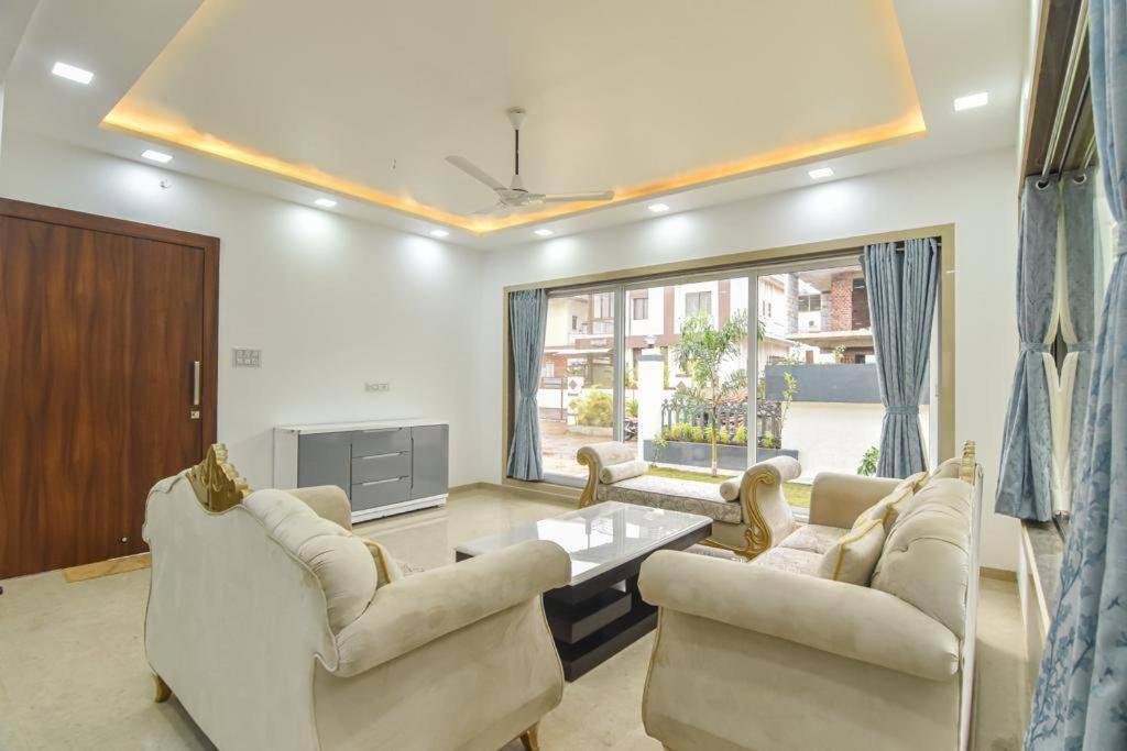Royal Paradise Villa Лонавала Экстерьер фото