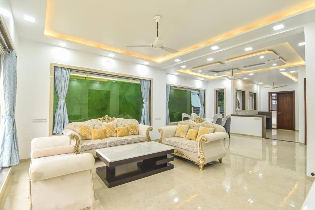Royal Paradise Villa Лонавала Экстерьер фото